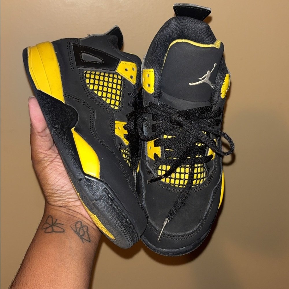 Jordan 4